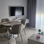 Dii Luxury 2 Lägenhet *