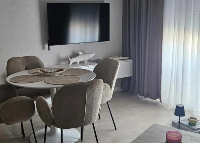Dii Luxury 2 Апартаменты *